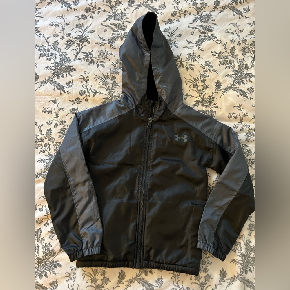 Under Armour Black/Gray Fleece lined Jacket Excellent Condition Size 7